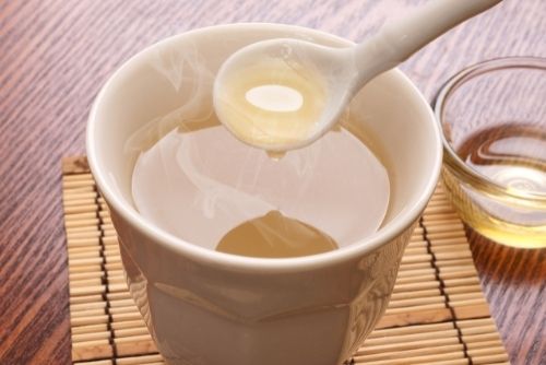 Uống nước ngay sau khi thức dậy