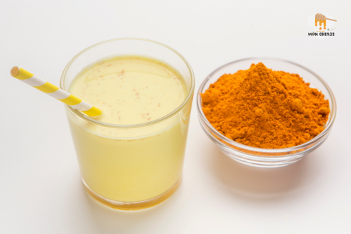 Uống tinh bột nghệ có nóng không