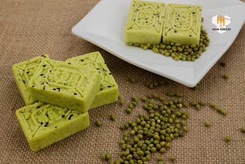 Bánh bột sắn dây nhân đậu xanh
